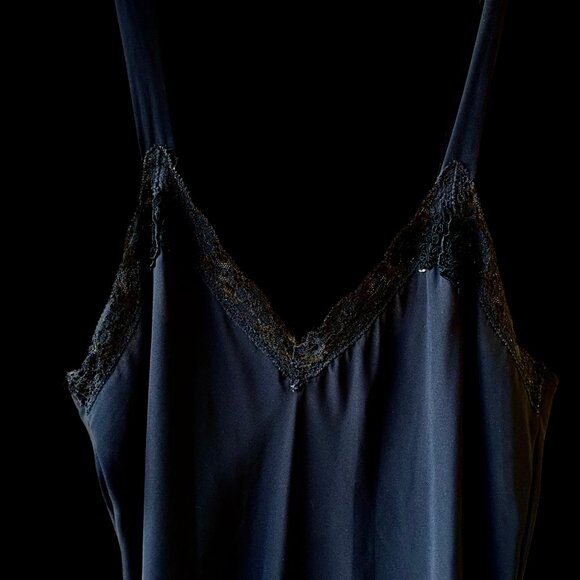 Vintage Val Mode Nightgown Lingerie Black Long Gown size Medium DAMAGED - Picture 10 of 16